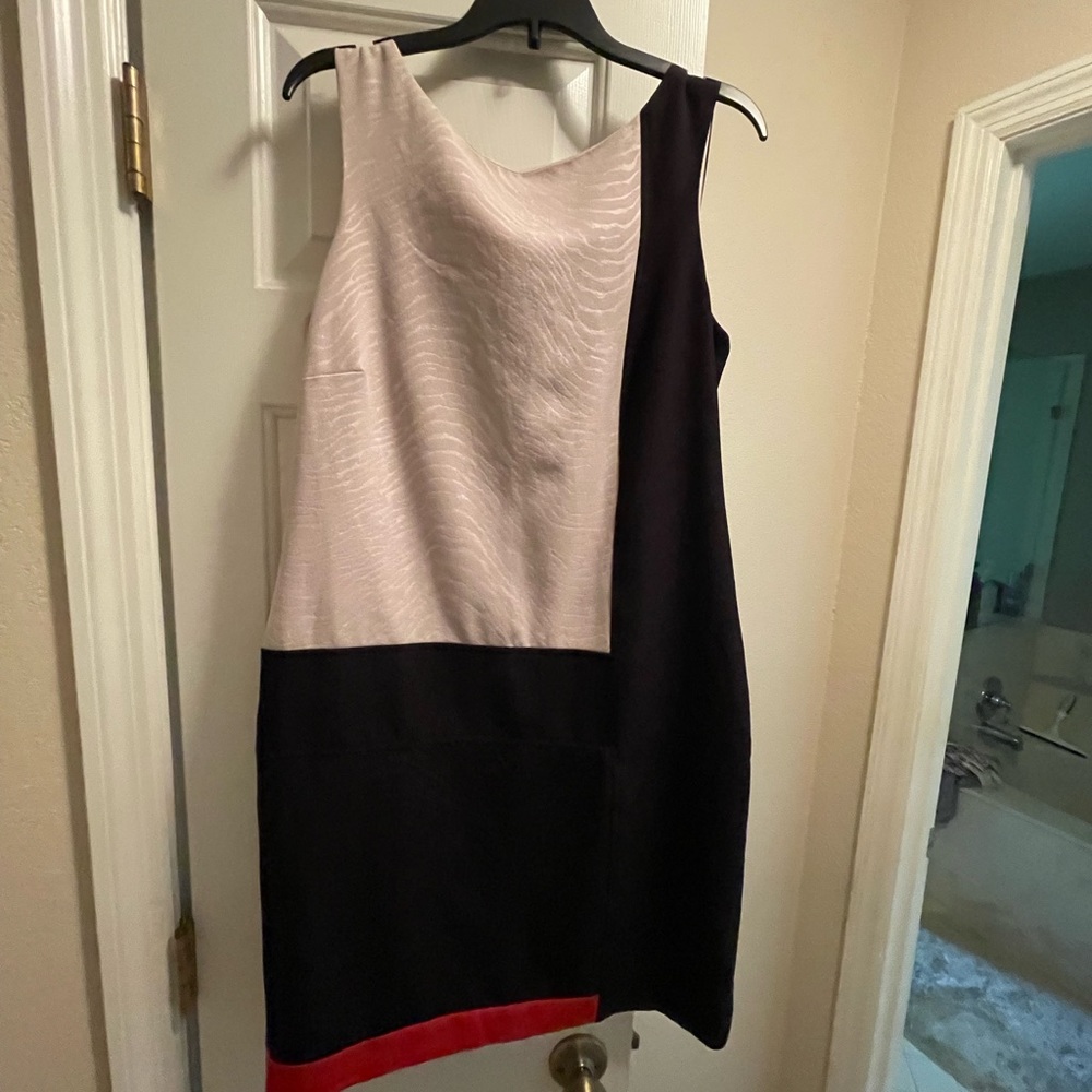 ❤️❤️Sandra Darren.Very good condition.$5 when buy 5 items with 2 hearts